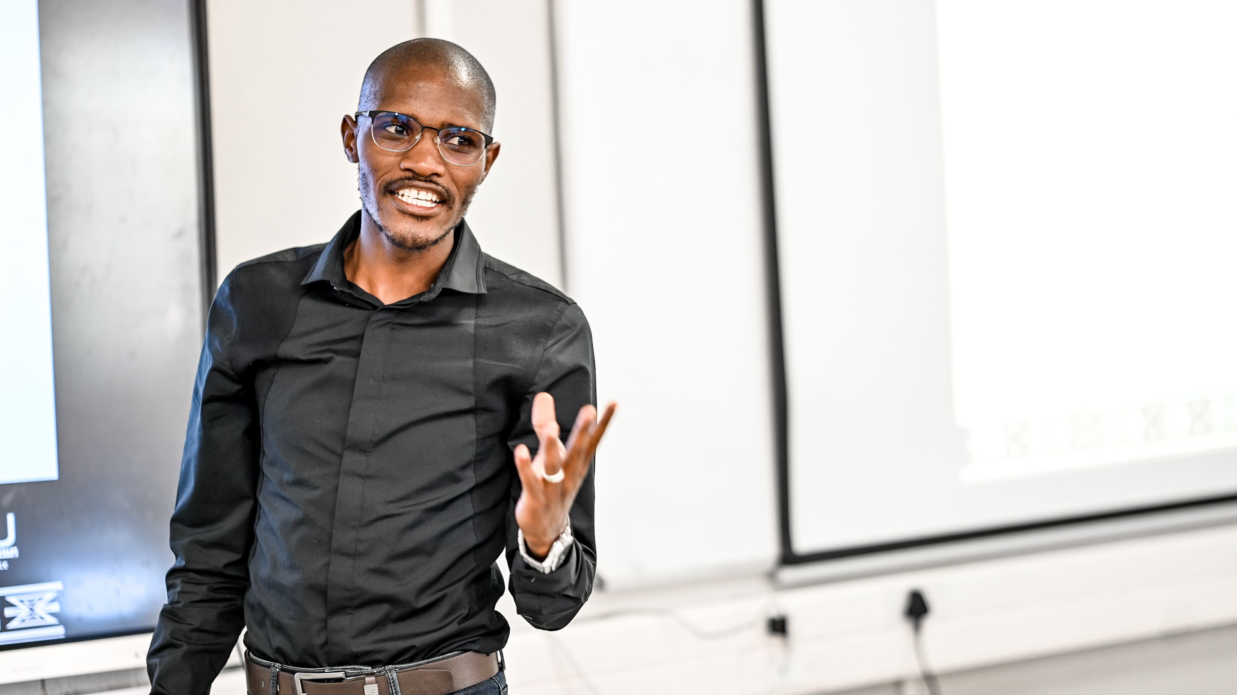 DECOLONISING CULTURAL NARRATIVES OF ULWALUKO IN THE 21ST CENTURY