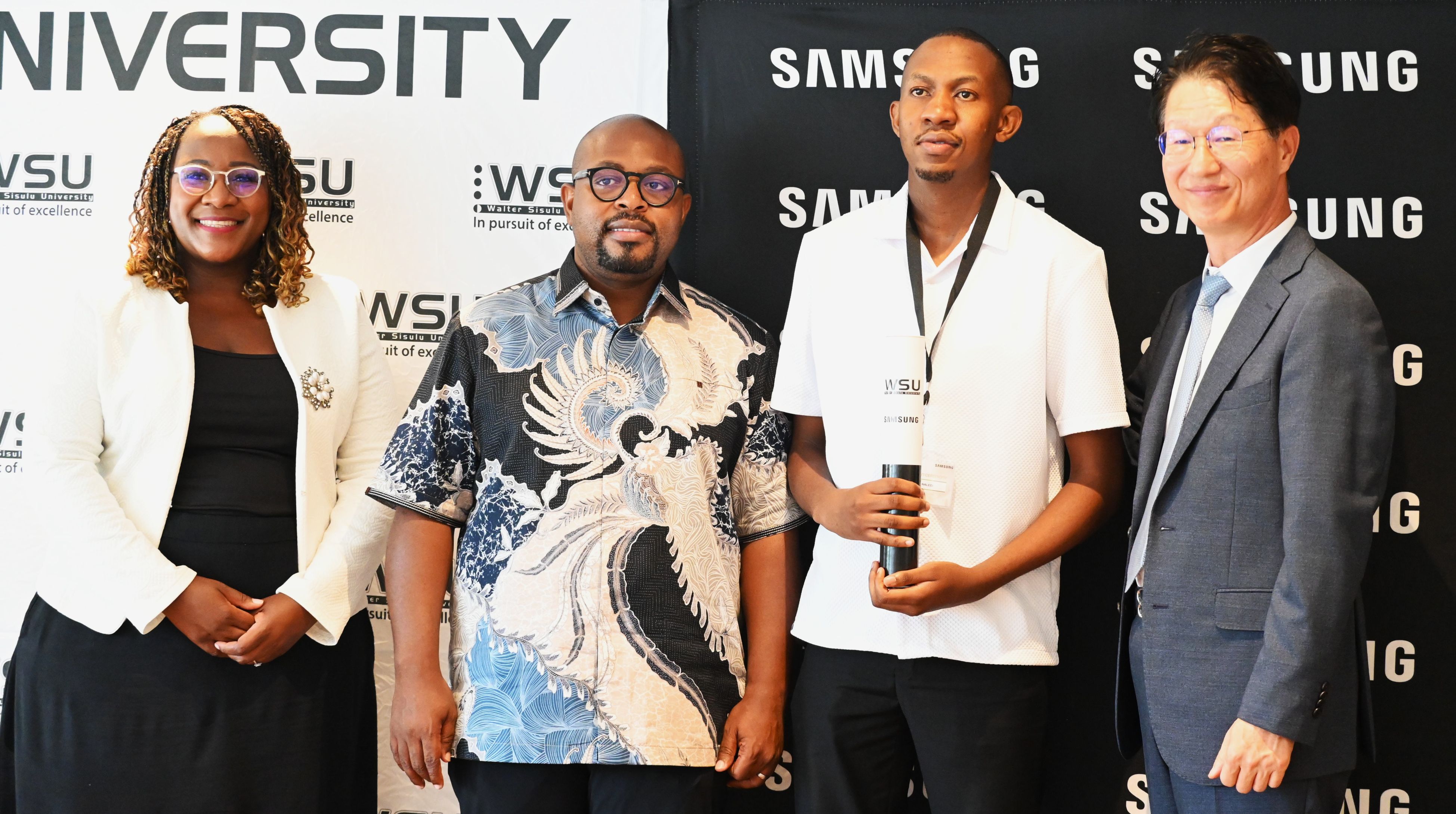 STUDENTS OBTAIN CERTIFICATES IN CODING AND AI FROM PARTNERSHIP WITH SAMSUNG