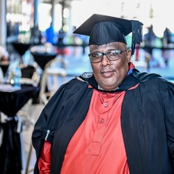 VETERAN JOURNALIST SETS EXAMPLE BY RETURNING TO UNIVERSITY AFTER 20 YEARS